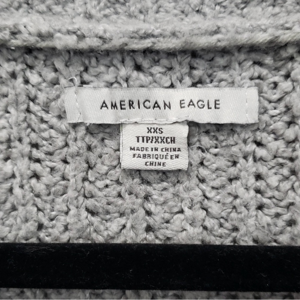American Eagle | Gray Chunky Knit Cardigan Sweater - Picture 4 of 5